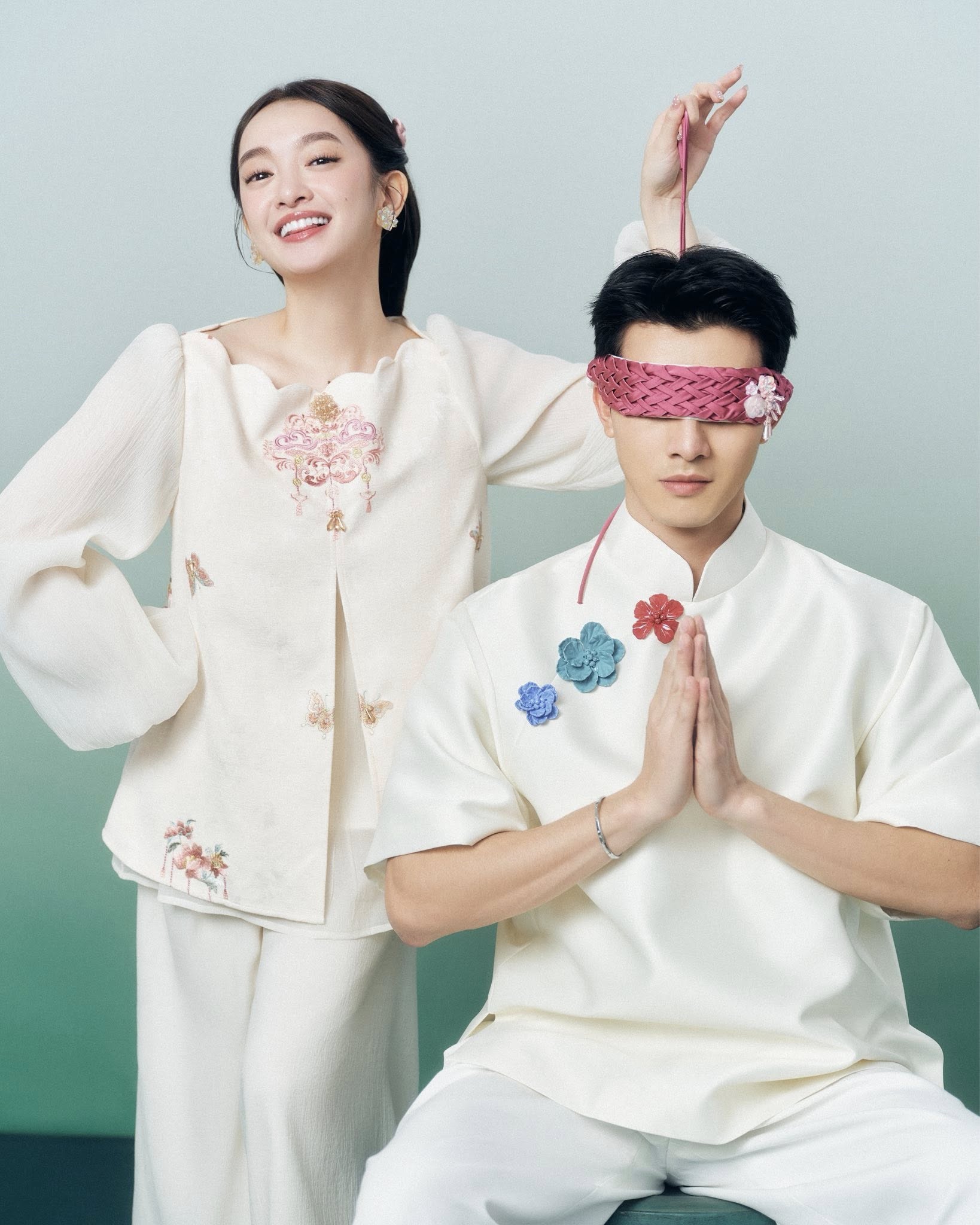 Drama săn áo dài ồn nhất lúc này: Mua khó hơn vàng, brand nhận bão phẫn nộ về cách xử lý- Ảnh 7. Drama săn áo dài ồn nhất lúc này: Mua khó hơn vàng, brand nhận bão phẫn nộ về cách xử lý- Ảnh 7.