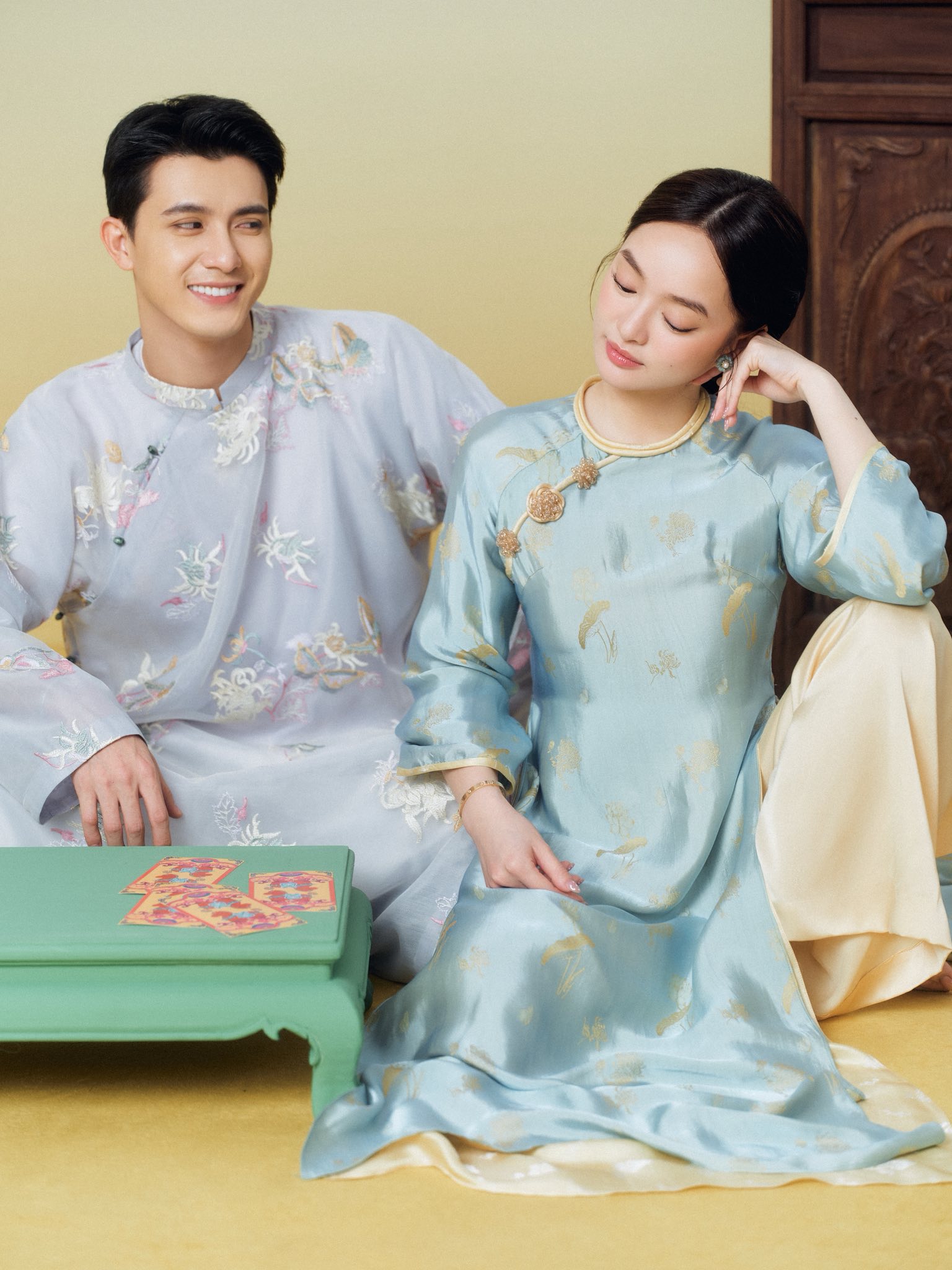 Drama săn áo dài ồn nhất lúc này: Mua khó hơn vàng, brand nhận bão phẫn nộ về cách xử lý- Ảnh 10. Drama săn áo dài ồn nhất lúc này: Mua khó hơn vàng, brand nhận bão phẫn nộ về cách xử lý- Ảnh 10.