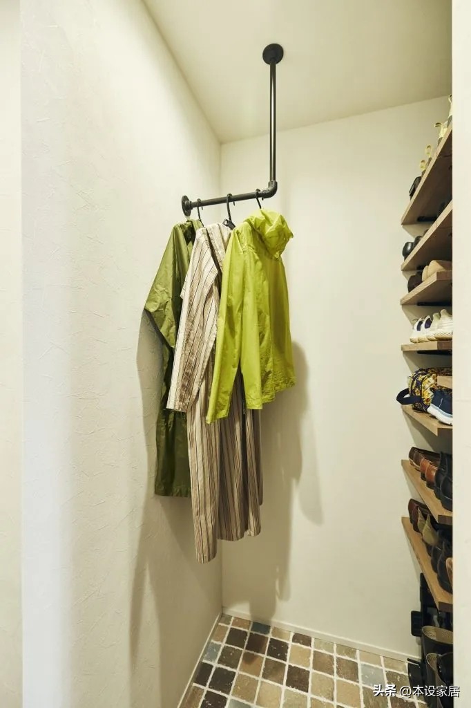 62 tuổi, sống một mình trong căn hộ 51m²: Không mua thêm đồ, không chi tiêu dư, nhưng mỗi ngày đều dễ chịu và an tâm về tiền bạc- Ảnh 2.