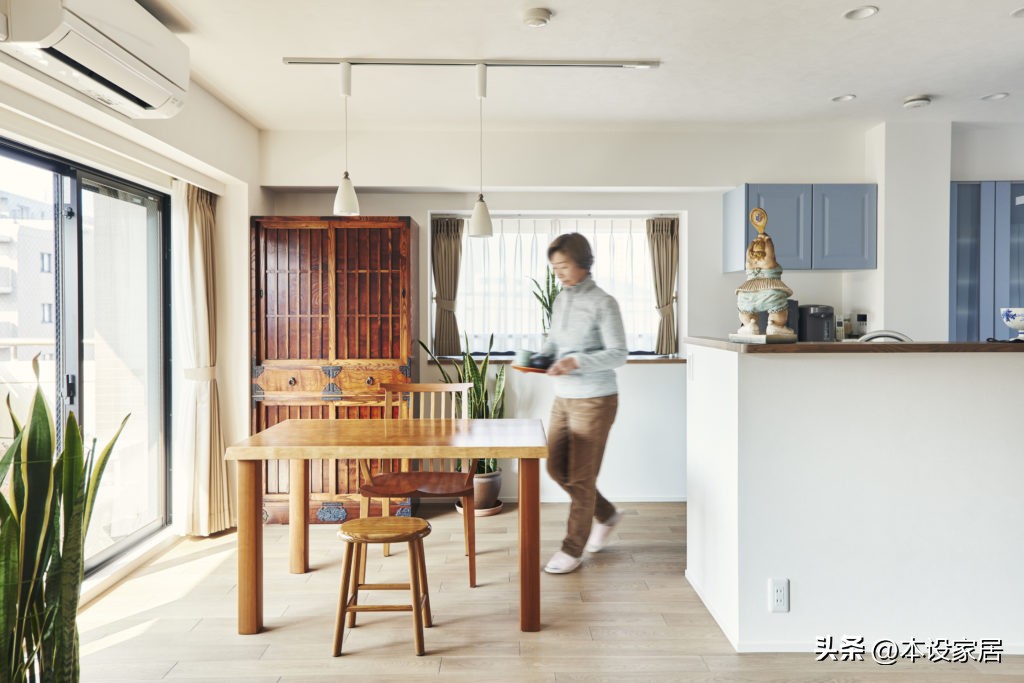 62 tuổi, sống một mình trong căn hộ 51m²: Không mua thêm đồ, không chi tiêu dư, nhưng mỗi ngày đều dễ chịu và an tâm về tiền bạc- Ảnh 1.