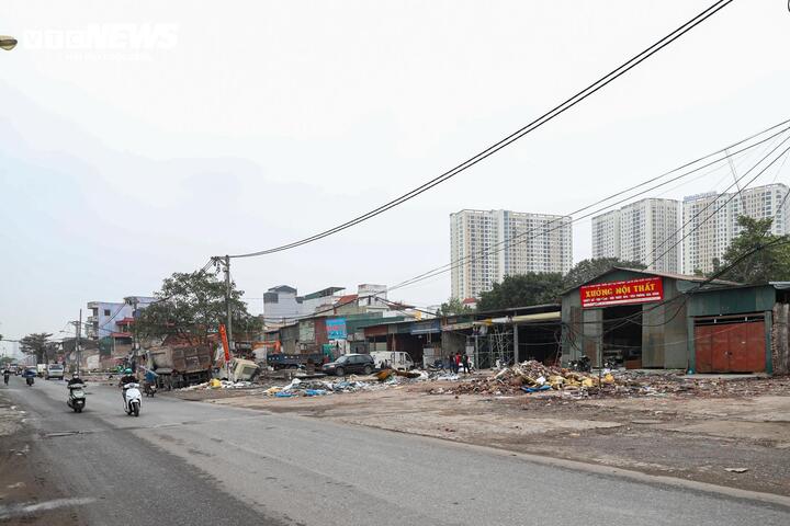 Hà Nội gấp rút giải phóng mặt bằng, đẩy nhanh thi công tuyến đường Tam Trinh- Ảnh 16.