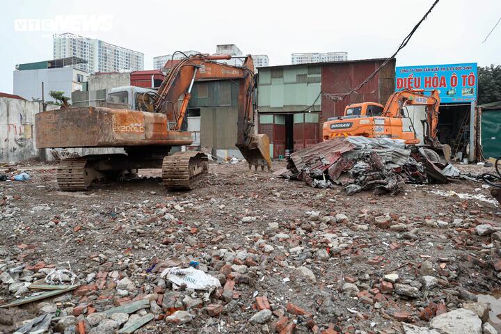 Hà Nội gấp rút giải phóng mặt bằng, đẩy nhanh thi công tuyến đường Tam Trinh- Ảnh 21.