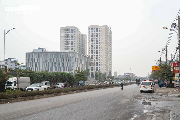 Hà Nội gấp rút giải phóng mặt bằng, đẩy nhanh thi công tuyến đường Tam Trinh- Ảnh 2.