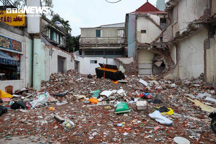 Hà Nội gấp rút giải phóng mặt bằng, đẩy nhanh thi công tuyến đường Tam Trinh- Ảnh 22.