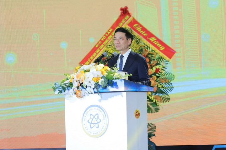 Phó Thủ tướng Hồ Quốc Dũng: Phát triển doanh nghiệp có năng lực làm chủ công nghệ lõi- Ảnh 2.