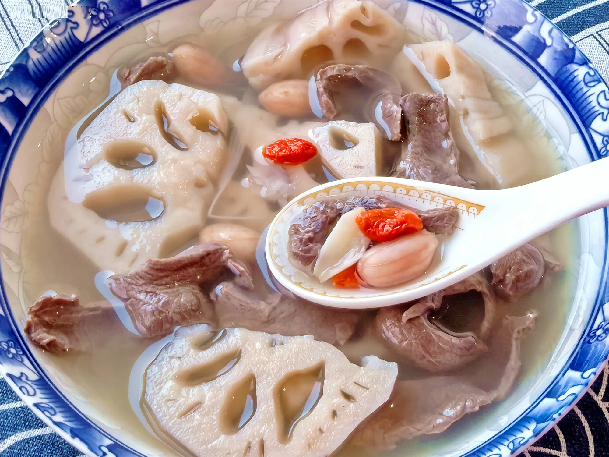 3 phần thịt lợn bổ dưỡng nhất khi trời lạnh: Ăn đúng vừa ấm người, vừa tốt cho tiêu hóa và sức đề kháng- Ảnh 2.