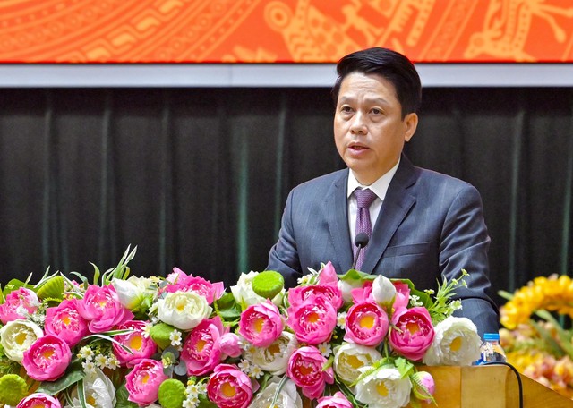 Lượng khách hàng cá nhân bị lừa đảo, mất tiền trong năm 2025 giảm 57%- Ảnh 1.