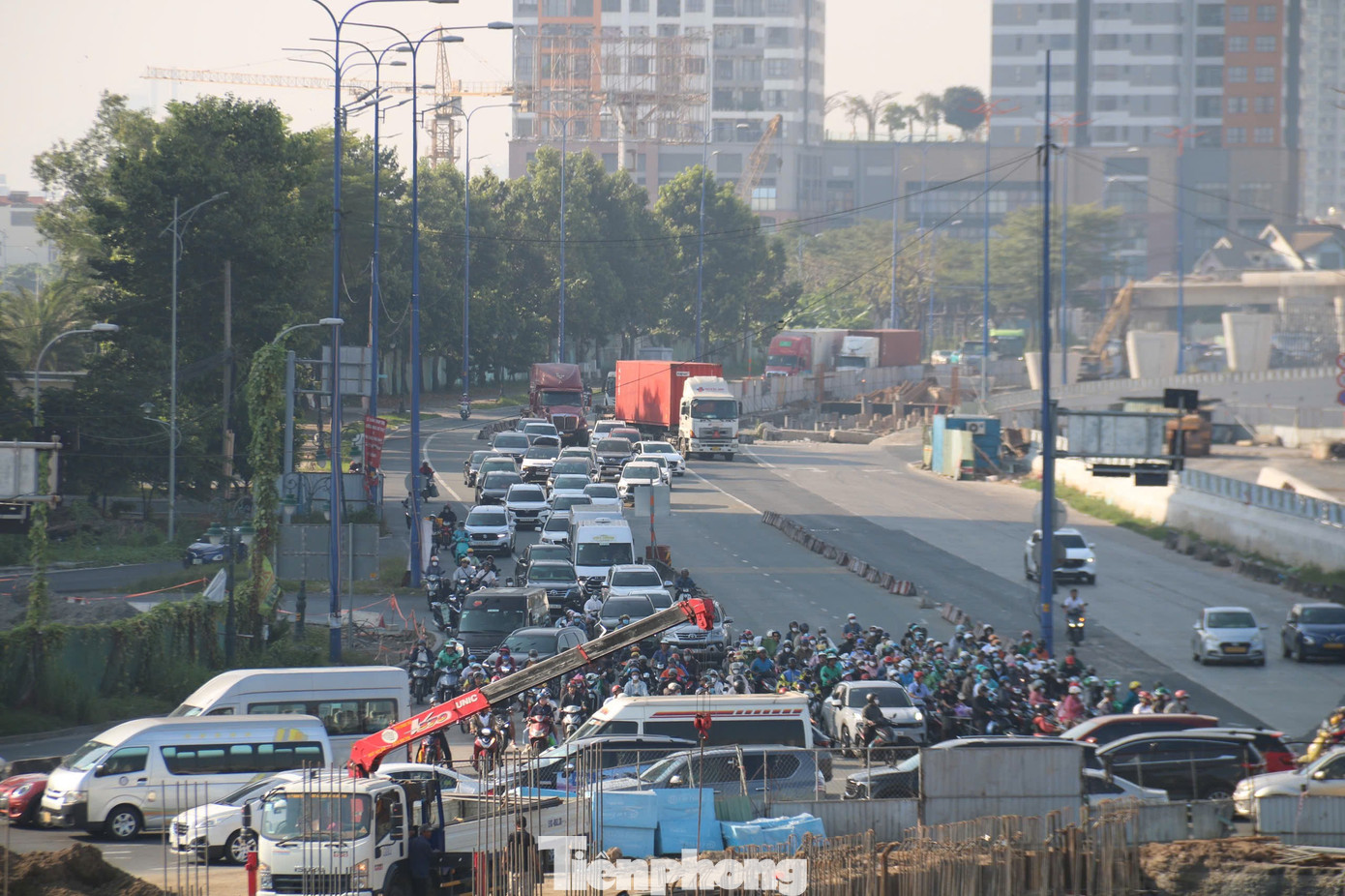 Thi công xuyên Tết tại các dự án trọng điểm TPHCM- Ảnh 4.