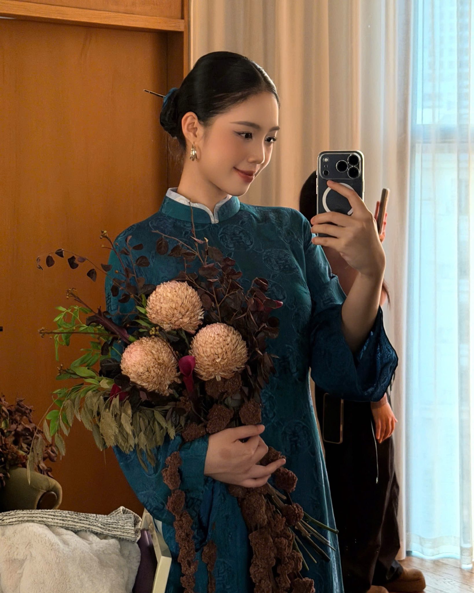 Mỹ nhân cao 1m70 mang quân hàm thiếu úy "lọt top tìm kiếm" với Đình Bắc: Từ gia thế đến học vấn đều đỉnh cao - Ảnh 7.