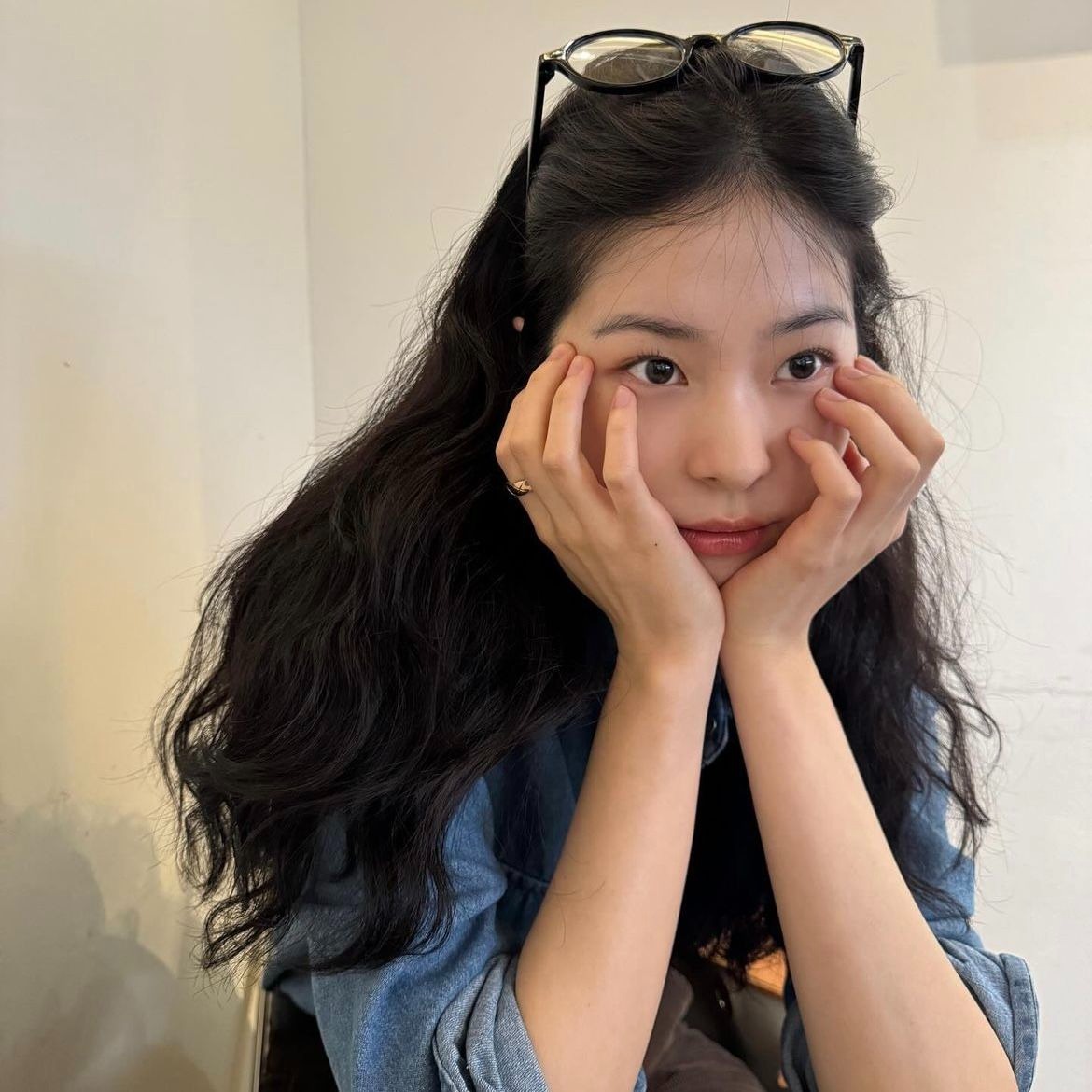 Đi làm 10 năm nhưng vẫn là nhân viên, tôi nhận ra tiền quan trọng hơn danh xưng- Ảnh 2.