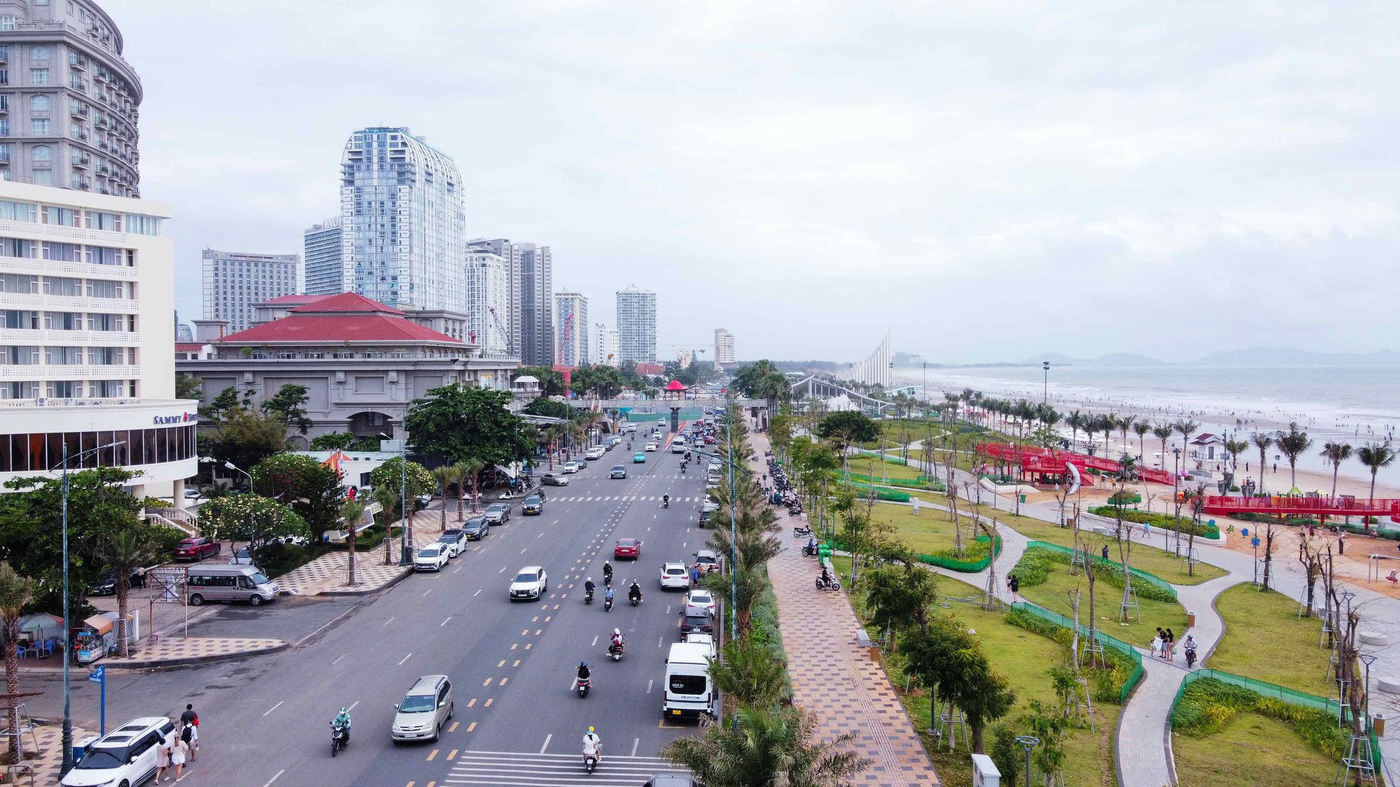 Công viên Thùy Vân 1 . 000 Tỉ đồng chưa có đơn vị vận hành - Ảnh 3. Công viên Thùy Vân 1 . 000 Tỉ đồng chưa có đơn vị vận hành - Ảnh 3.