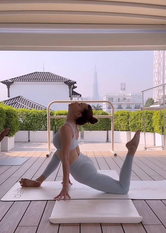 Hồ Ngọc Hà tiết lộ thực đơn xuống 2kg trong 3 tuần, "độ" dáng đón Tết: Da căng mọng, dáng vẫn xinh nhờ 1 loại thịt và 1 nước- Ảnh 12.