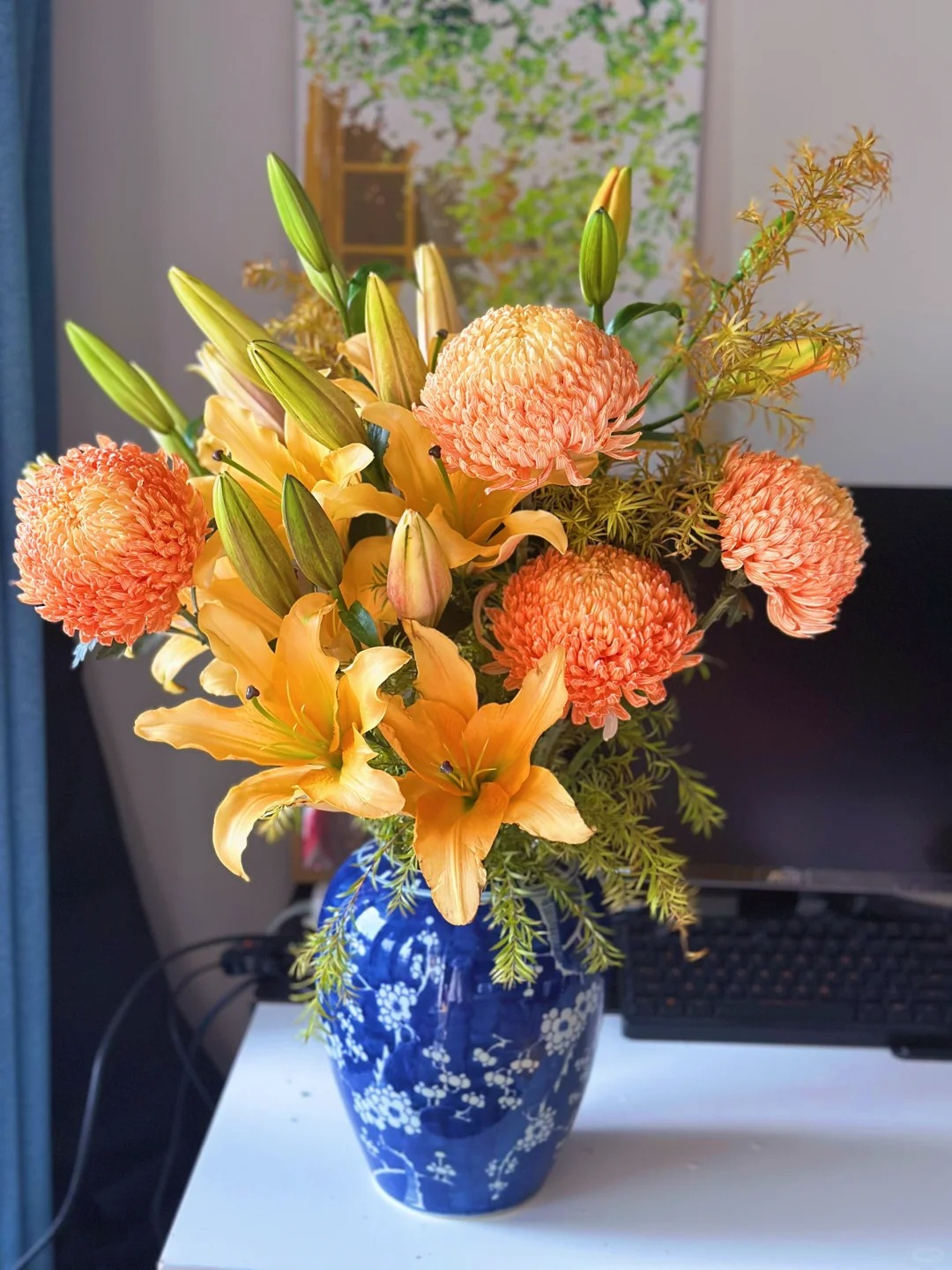 Chi hơn 300k rước bình hoa "khổng lồ" về nhà: Loài hoa định nghĩa lại hai chữ "phú quý" cho phòng khách ngày xuân - Ảnh 25. Chi hơn 300k rước bình hoa "khổng lồ" về nhà: Loài hoa định nghĩa lại hai chữ "phú quý" cho phòng khách ngày xuân - Ảnh 25.