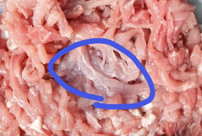 Thịt bò chuyển sang màu xám có phải bị hỏng? Chuyên gia chỉ mẹo xác định độ tươi của thịt bò- Ảnh 4. Thịt bò chuyển sang màu xám có phải bị hỏng? Chuyên gia chỉ mẹo xác định độ tươi của thịt bò- Ảnh 4.