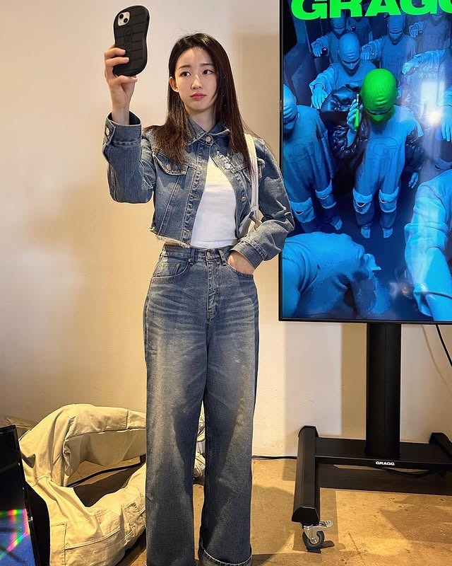 Mỹ nhân từ bỏ hào quang showbiz đi làm TVHK: Nhan sắc nhìn 1 lần là vấn vương, style đơn giản mà đẹp đỉnh- Ảnh 13.