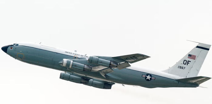 Bí ẩn chuyên cơ "VIP" Iran hạ cánh ở Nga, Mỹ đưa "thợ săn hạt nhân" tái xuất- Ảnh 2.