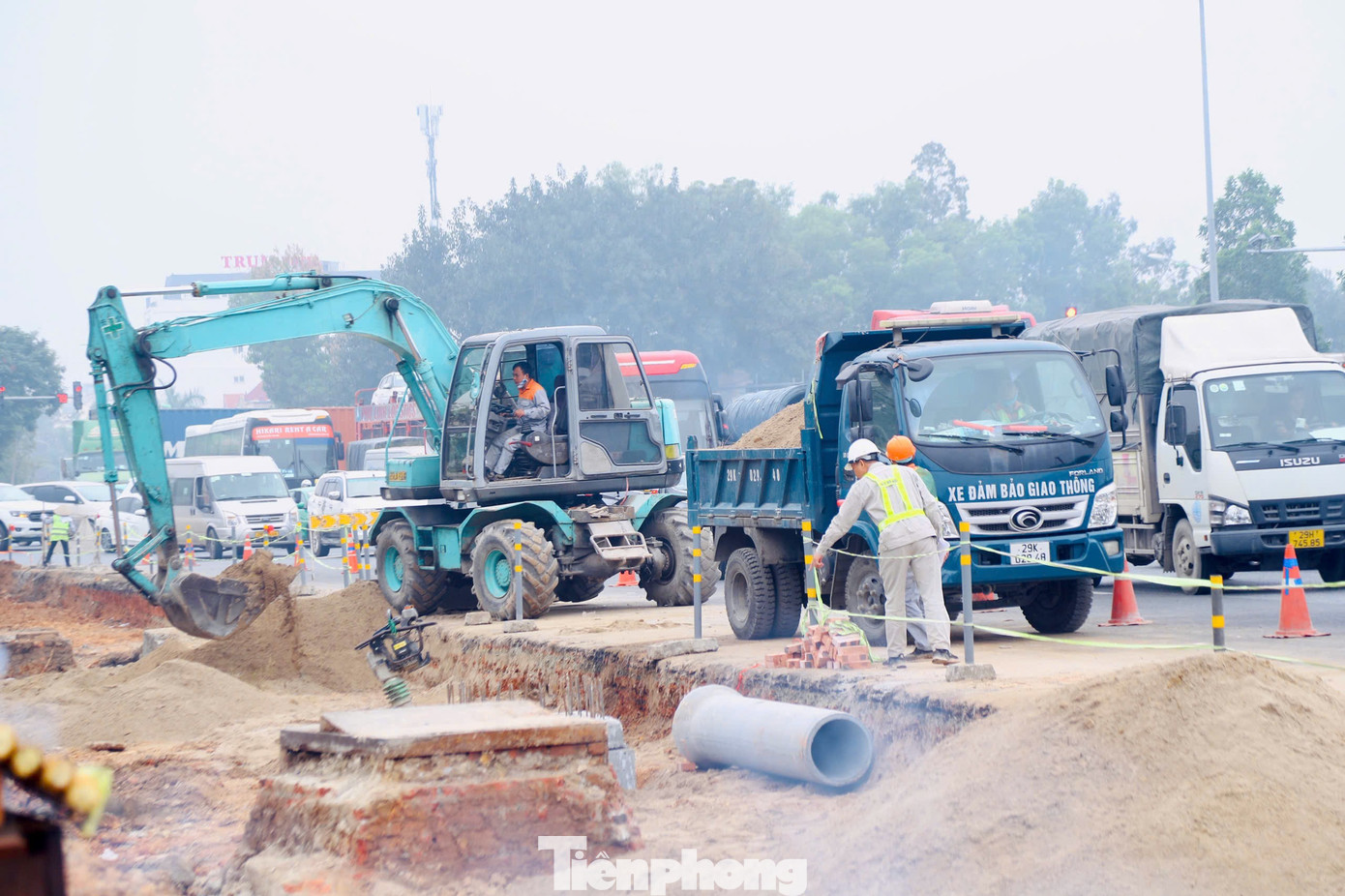 Hối hả thi công nút giao Quốc lộ 2 - Nội Bài - Lào Cai- Ảnh 4.