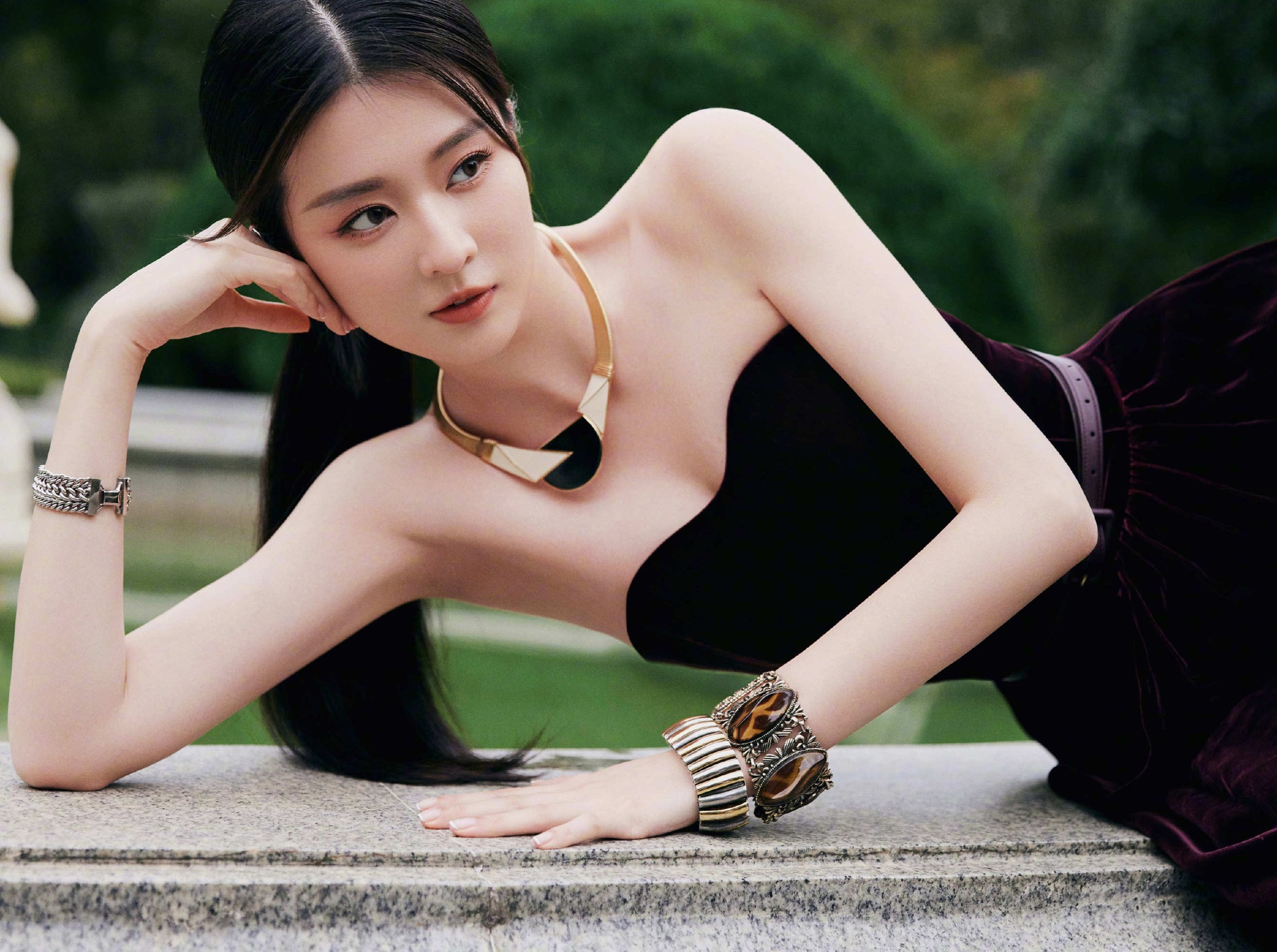 Mỹ nhân bỏ showbiz, cưới thiếu tập đoàn bất động sản nghìn tỷ: Không sung sướng như người đời tưởng tượng!- Ảnh 7. Mỹ nhân bỏ showbiz, cưới thiếu tập đoàn bất động sản nghìn tỷ: Không sung sướng như người đời tưởng tượng!- Ảnh 7.