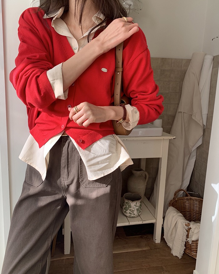 Thời tiết này là phải mặc áo cardigan với 5 cách mix sành điệu mọi hoàn cảnh- Ảnh 9.