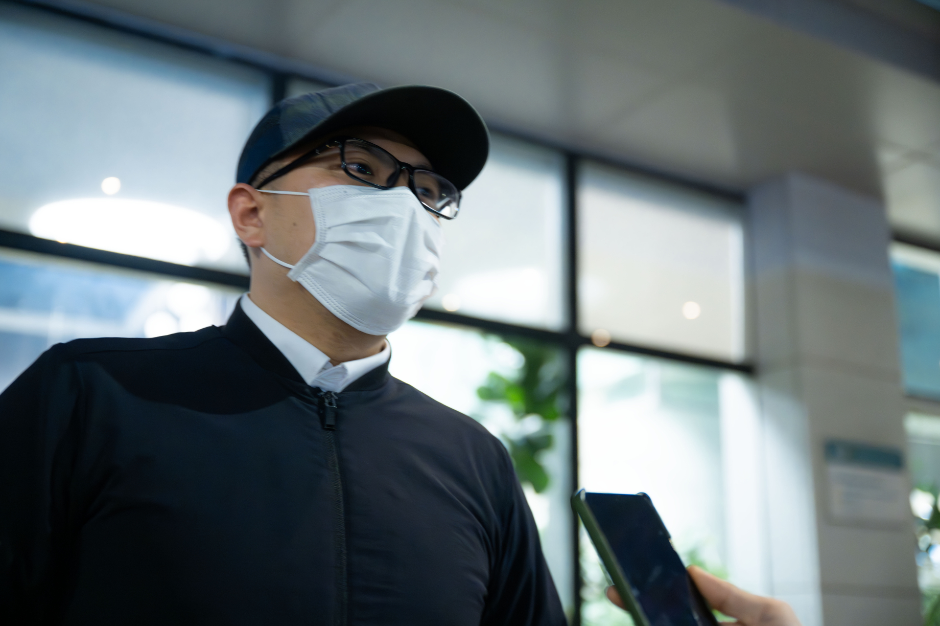 Chùm ảnh, clip: 10 giờ đêm, các toà nhà văn phòng ở Hà Nội vẫn sáng đèn, nhân viên tăng ca đến 0 giờ- Ảnh 5.