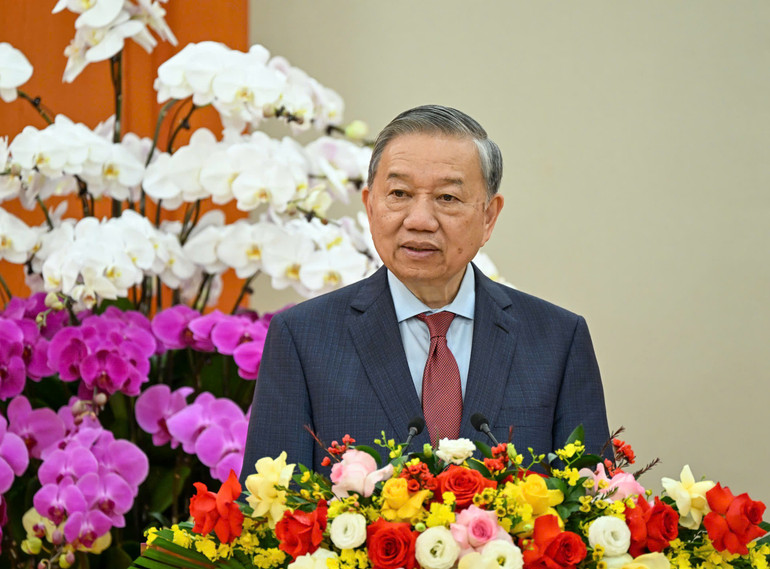 Tổng Bí thư Tô Lâm trao các quyết định của Bộ Chính trị về công tác cán bộ- Ảnh 5.