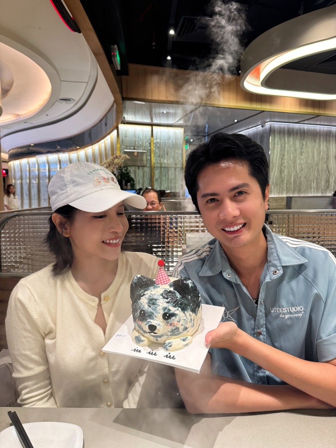 Xôn xao clip Khả Như đi thử váy cưới, chuẩn bị kết hôn với Huỳnh Phương?- Ảnh 5. Xôn xao clip Khả Như đi thử váy cưới, chuẩn bị kết hôn với Huỳnh Phương?- Ảnh 5.