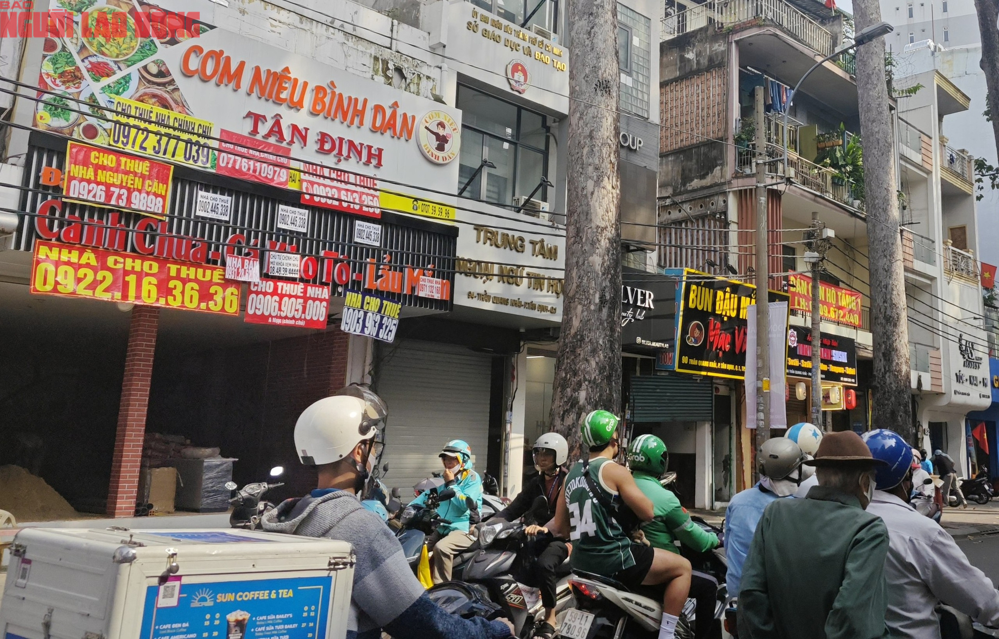 Lý do nhiều quán ăn, cà phê ở TPHCM sang nhượng, trả mặt bằng trước Tết- Ảnh 5. Lý do nhiều quán ăn, cà phê ở TPHCM sang nhượng, trả mặt bằng trước Tết- Ảnh 5.