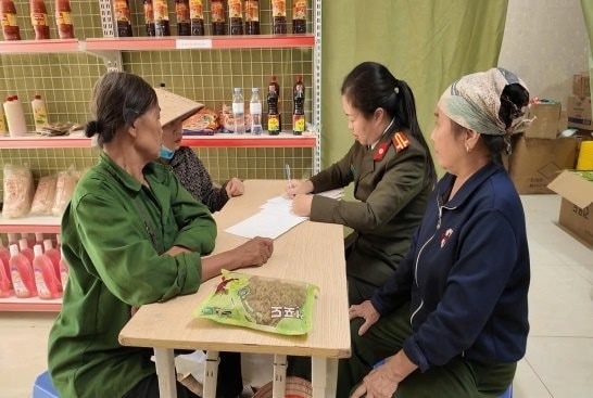 Phát hiện sai phạm của nữ giám đốc SN 93 tổ chức hội thảo 6 ngày/tuần, bán thực phẩm chức năng giá 10-30 triệu đồng, chỉ đón khách trên 65 tuổi- Ảnh 2.