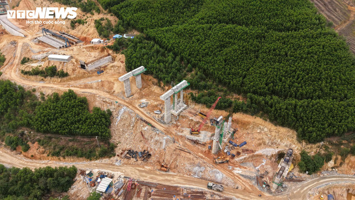 Trên công trường đường hầm dài nhất cao tốc Khánh Hòa – Buôn Ma Thuột- Ảnh 10.