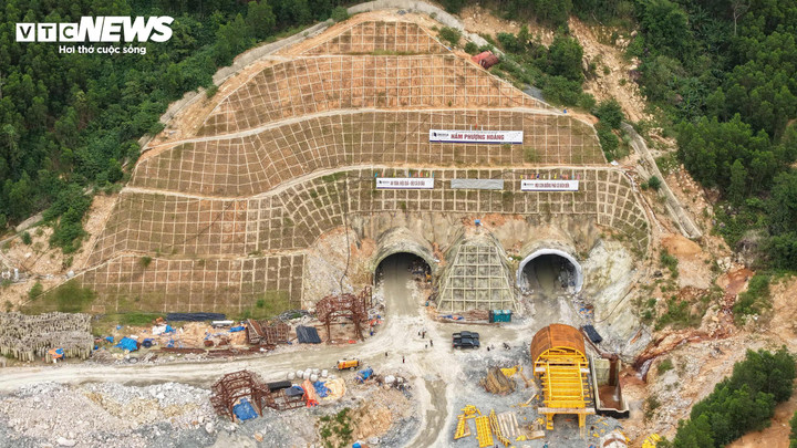 Trên công trường đường hầm dài nhất cao tốc Khánh Hòa – Buôn Ma Thuột- Ảnh 3.