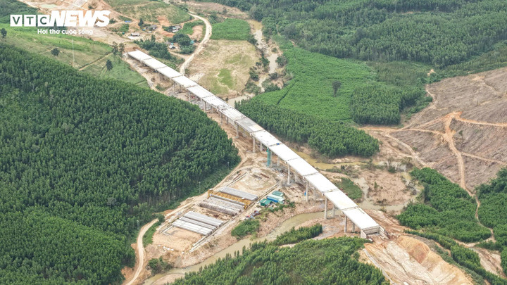 Trên công trường đường hầm dài nhất cao tốc Khánh Hòa – Buôn Ma Thuột- Ảnh 8.