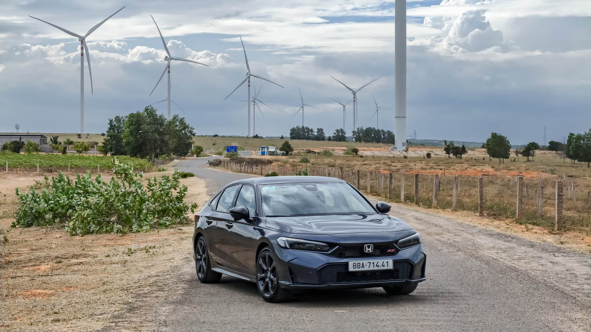 Những mẫu xe hybrid tầm giá dưới 1 tỉ đồng có thể được hưởng chính sách giảm thuế tiêu thụ đặc biệt: Giá liệu sẽ rẻ đến đâu?- Ảnh 4. Những mẫu xe hybrid tầm giá dưới 1 tỉ đồng có thể được hưởng chính sách giảm thuế tiêu thụ đặc biệt: Giá liệu sẽ rẻ đến đâu?- Ảnh 4.