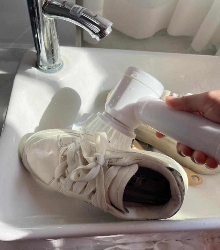 Chuyển vào nhà mới tôi mới sáng mắt ra: 5 thiết bị tưởng “xa xỉ” nhưng hóa ra đáng mua từ… đời nào - bỏ qua là tự làm khổ chính mình!- Ảnh 11.