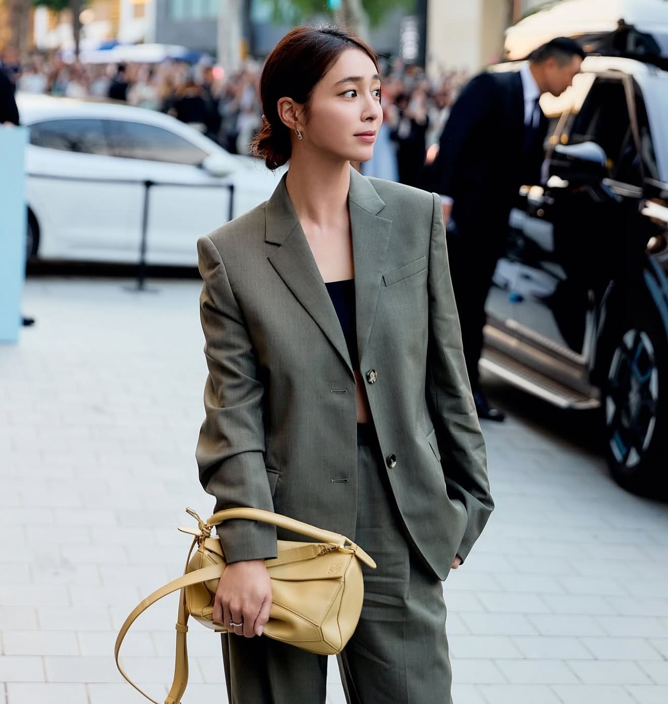 Sắc vóc khó tin ở tuổi 43 của tiểu thư danh giá kiêm vợ của ngôi sao hạng S- Ảnh 3.