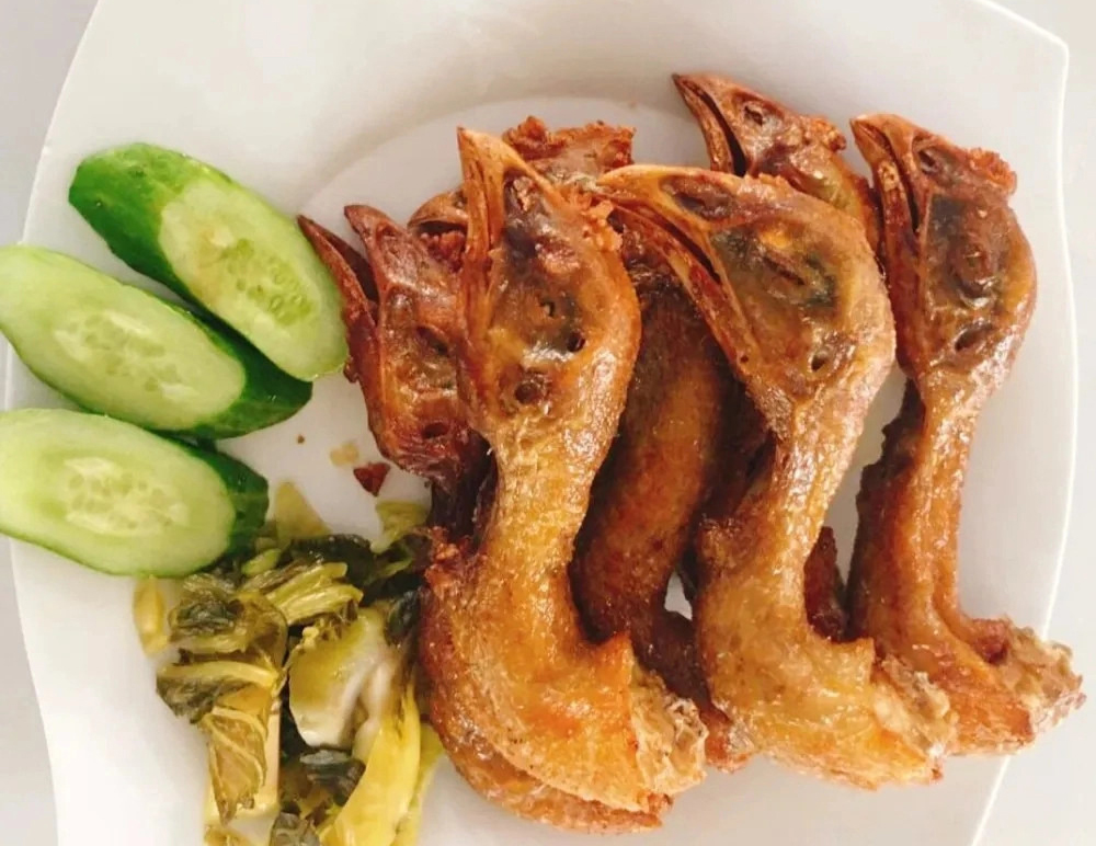 5 bộ phận của gà người thông minh có thèm mấy cũng không động đến: Trông thì ngon nhưng dễ chứa "độc tố" - Ảnh 3.