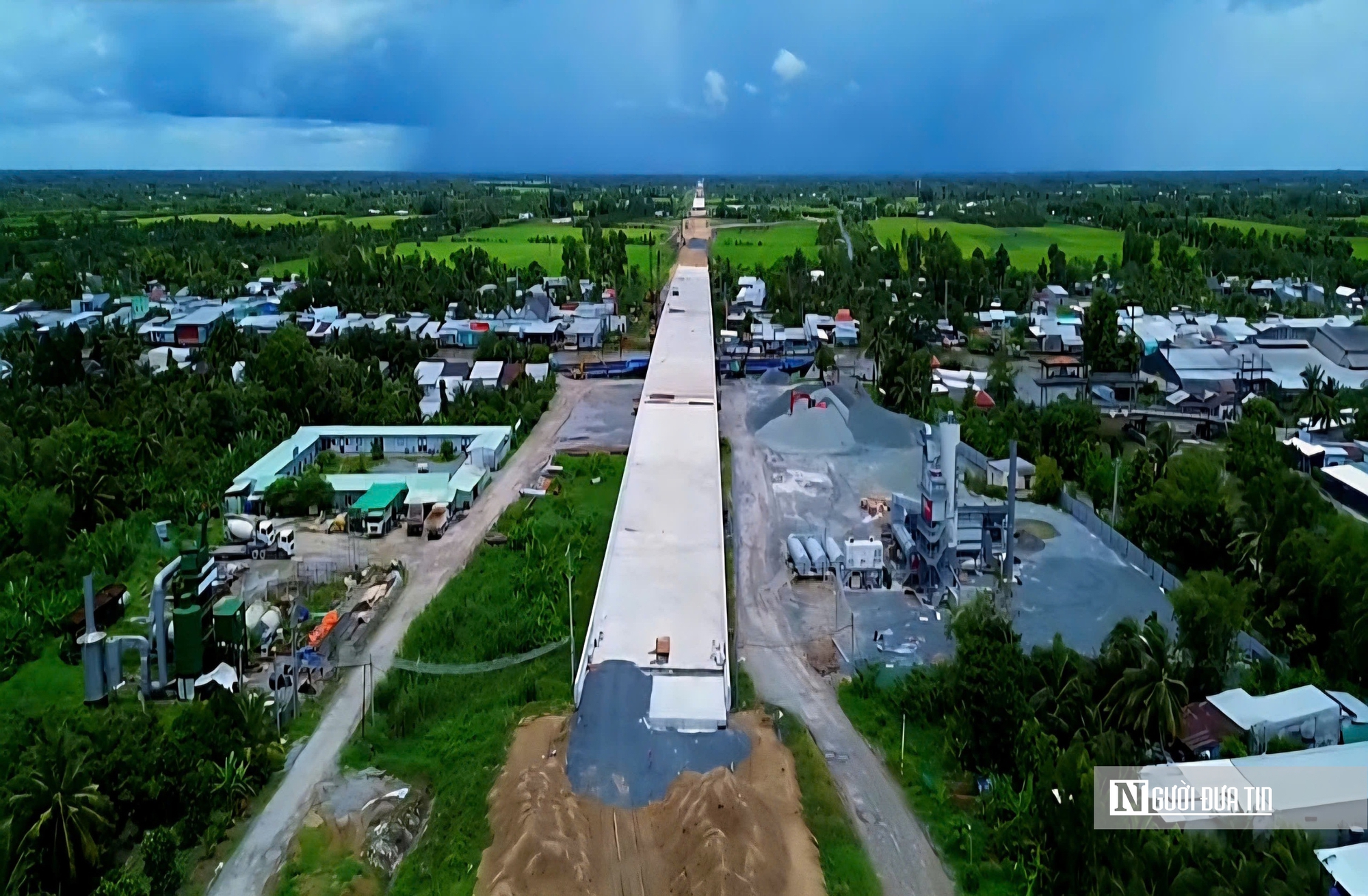 Thủ tướng yêu cầu đẩy nhanh tiến độ các dự án đầu tư xây dựng chào mừng Đại hội Đảng- Ảnh 2.