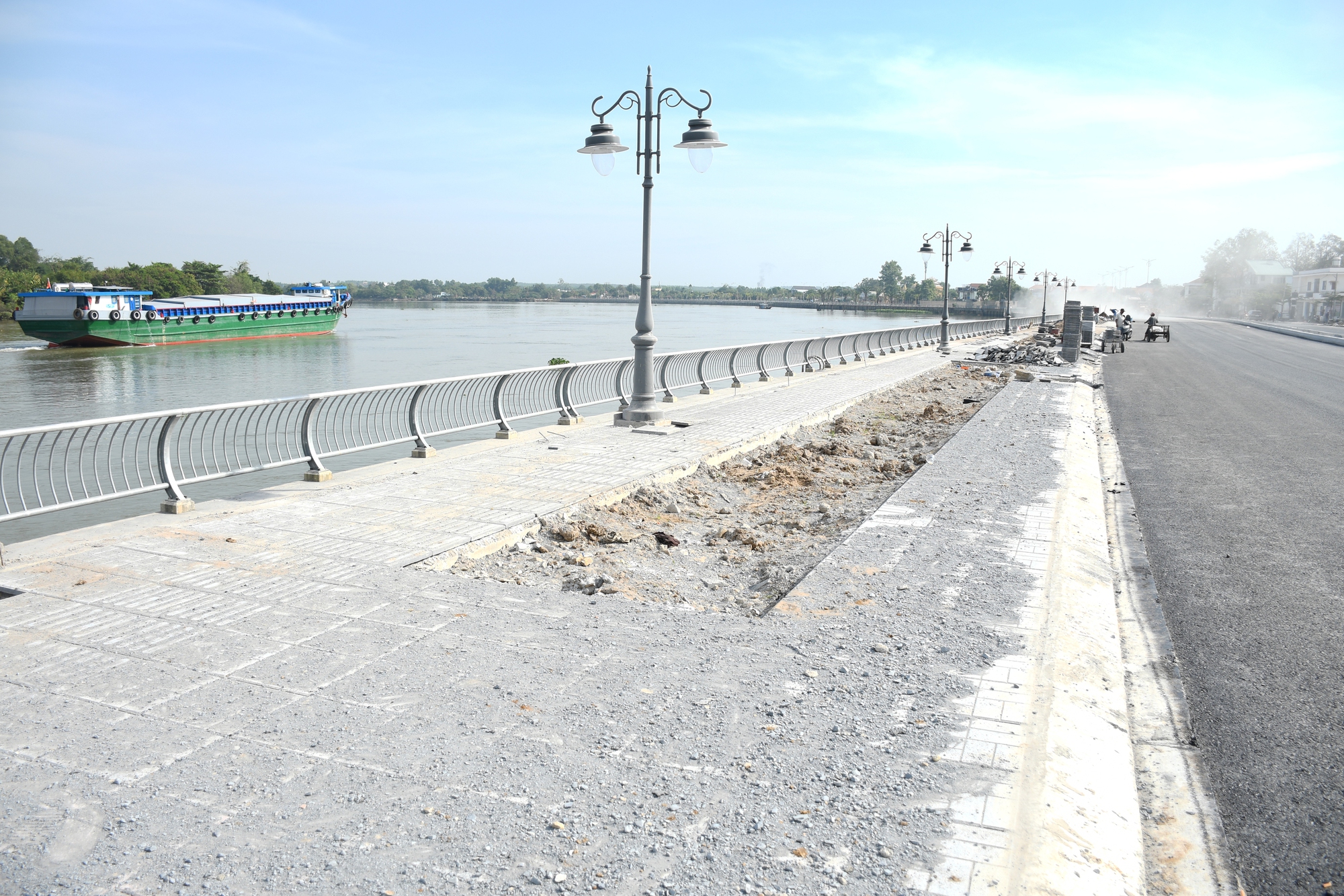 Cận cảnh đường ven sông Đồng Nai hoàn thiện trước Tết Nguyên đán 2026 - Ảnh 14.