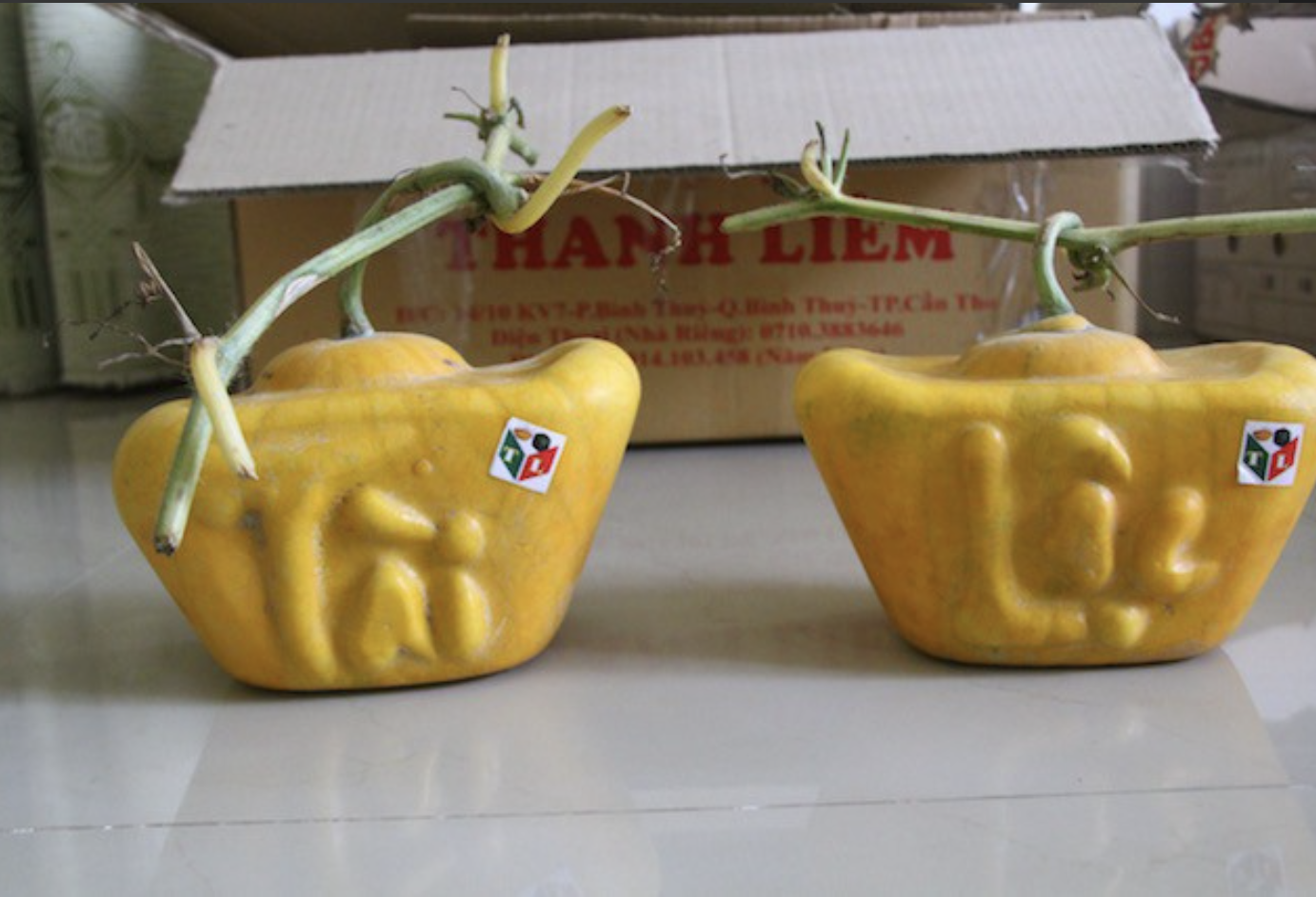 Thị trường Tết không còn mặn mà với trái cây "độc, lạ"? - Ảnh 3. Thị trường Tết không còn mặn mà với trái cây "độc, lạ"? - Ảnh 3.