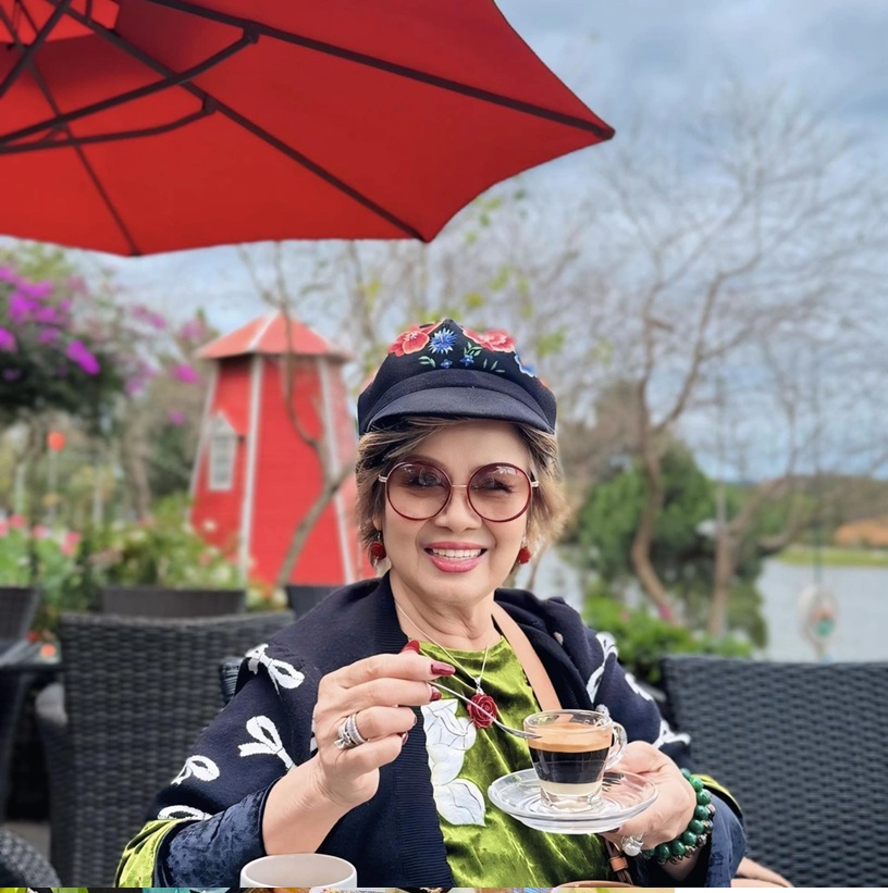 Mỹ nhân Hà Nội được nhà thơ Hoàng Cầm hỏi cưới: BĐS từ Việt Nam qua Mỹ, một mình ở nhà 84 tỷ- Ảnh 4.