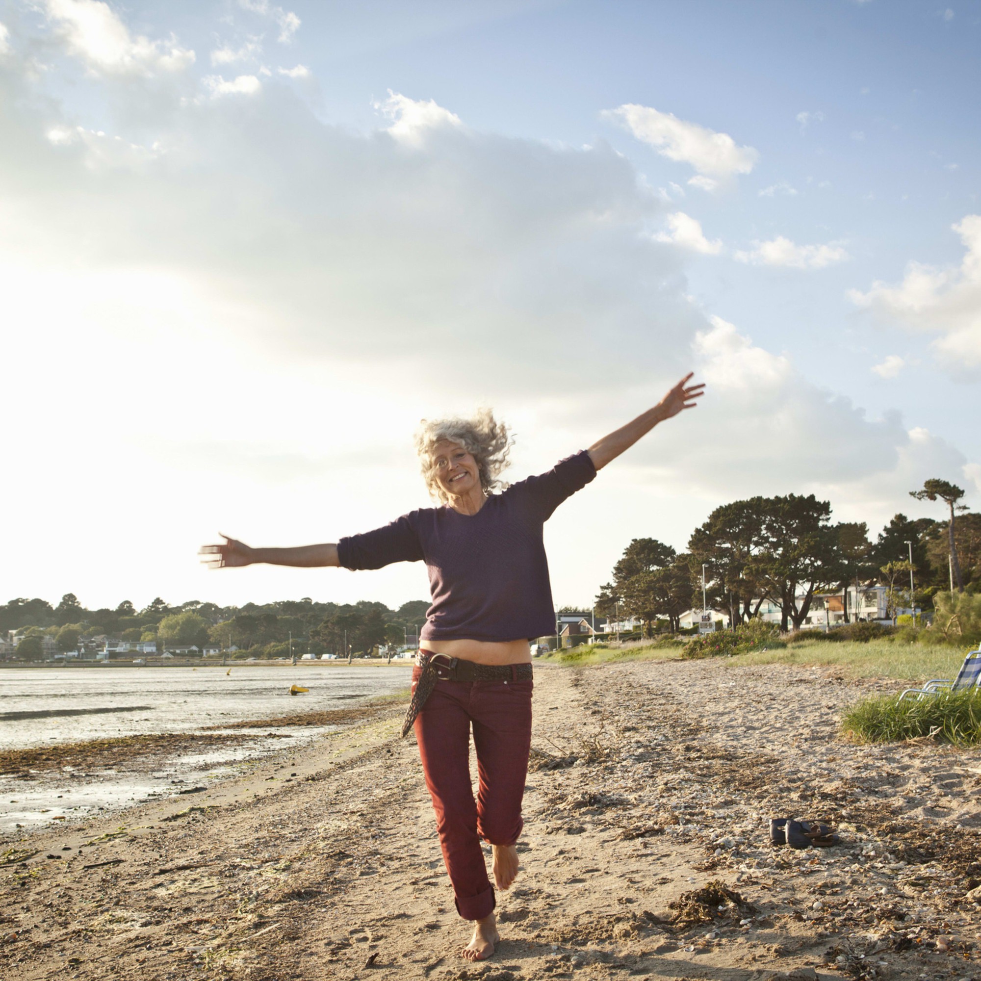 Qua tuổi 50, cơ thể không tự “chống đỡ” tốt như trước: BS nói thẳng 1 nhóm thực phẩm càng ăn đều càng có lợi- Ảnh 4.