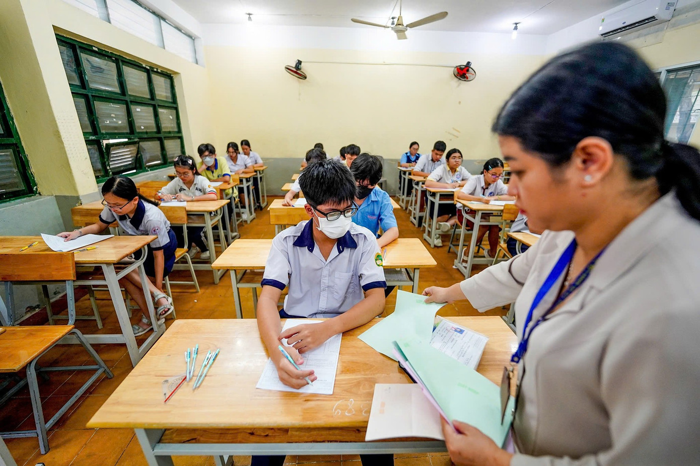 Nóng: TPHCM chính thức chốt môn thứ ba và bài thi bổ sung tuyển sinh lớp 10- Ảnh 1.