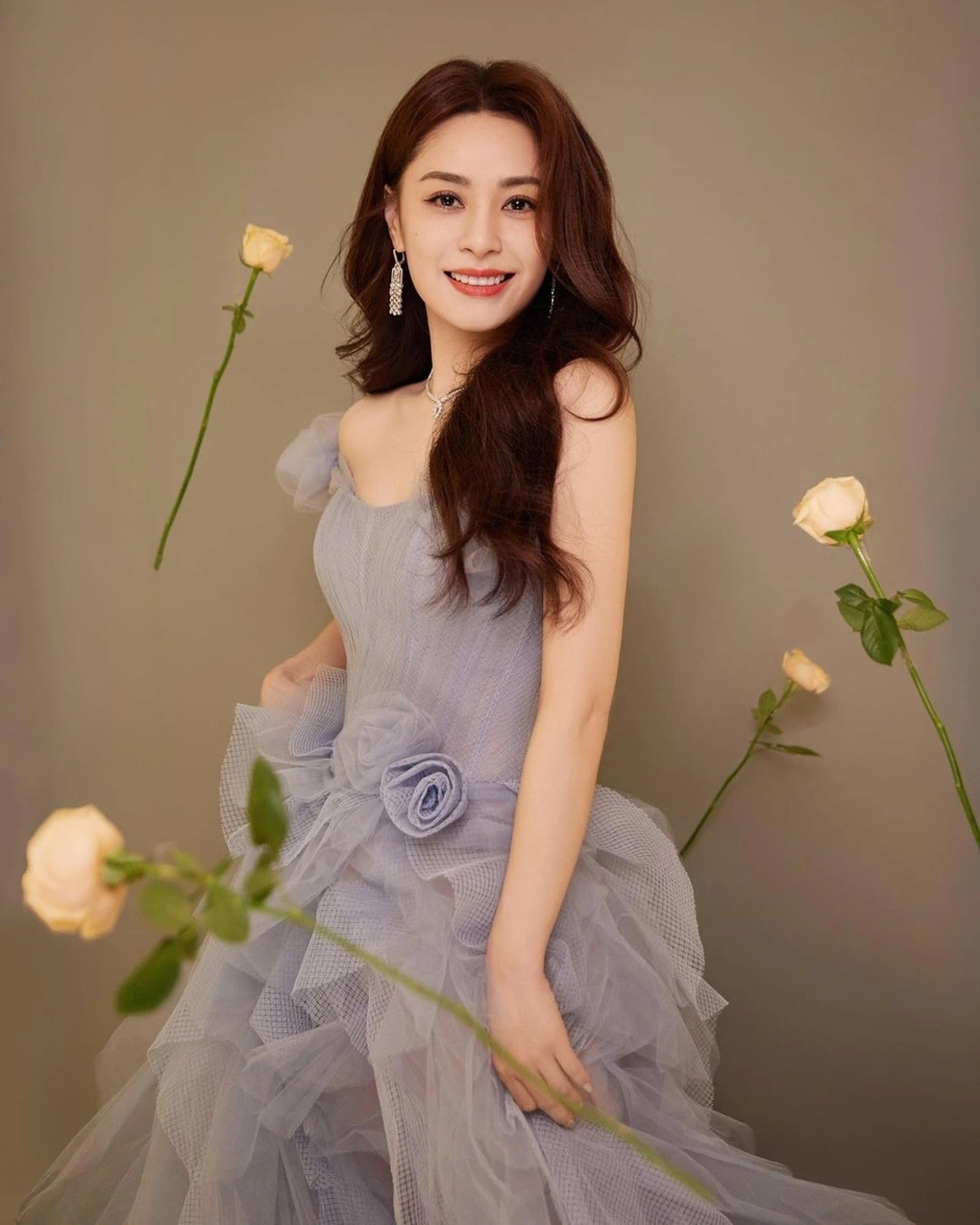 Chung Hân Đồng thừa nhận 2 món giúp mình già chậm: Toàn là thuốc quý trong Đông y, dùng đúng thì sẽ giảm nếp nhăn, khuôn mặt đầy sức sống- Ảnh 7.