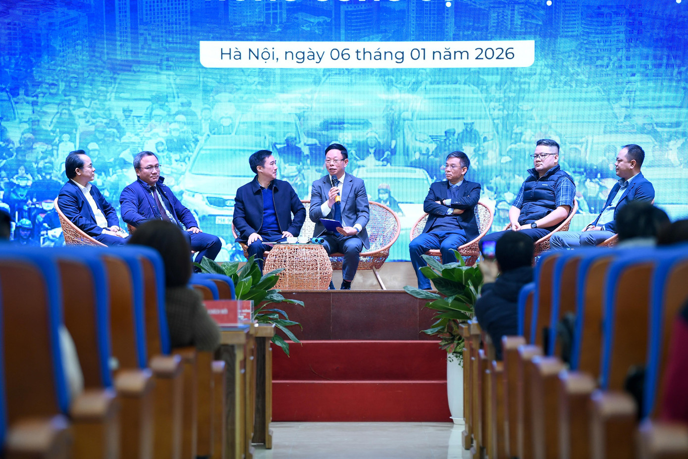 Hà Nội áp dụng camera AI giám sát vùng phát thải thấp để kiểm soát ô nhiễm - Ảnh 2. Hà Nội áp dụng camera AI giám sát vùng phát thải thấp để kiểm soát ô nhiễm - Ảnh 2.