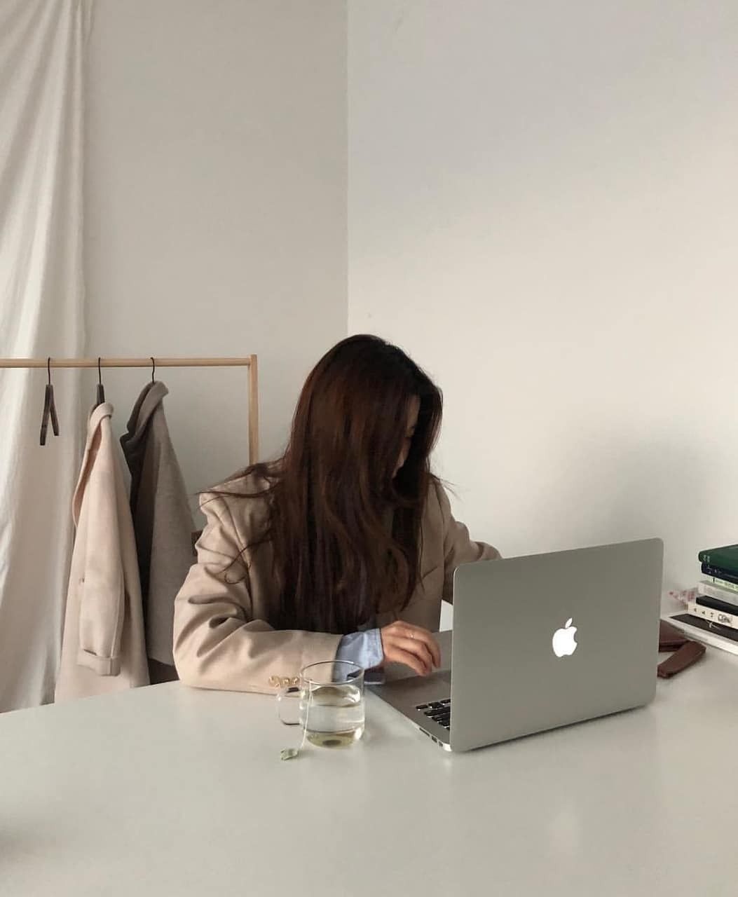 5 sự thật khiến bạn KHÔNG DÁM nghỉ việc- Ảnh 1.