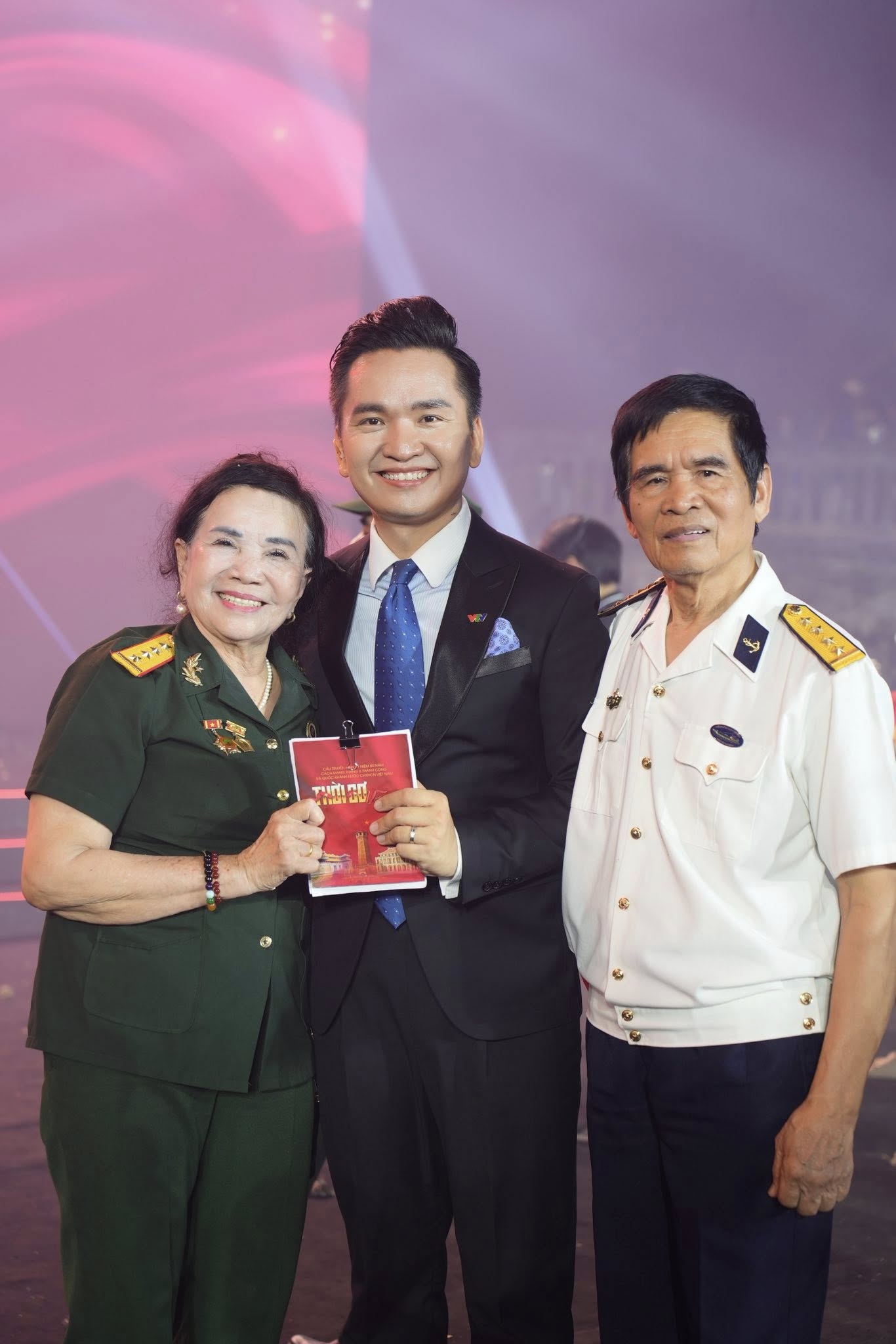 MC truyền hình triệu người yêu mến bật khóc nói về cuộc sống sau khi bị ung thư máu- Ảnh 3.