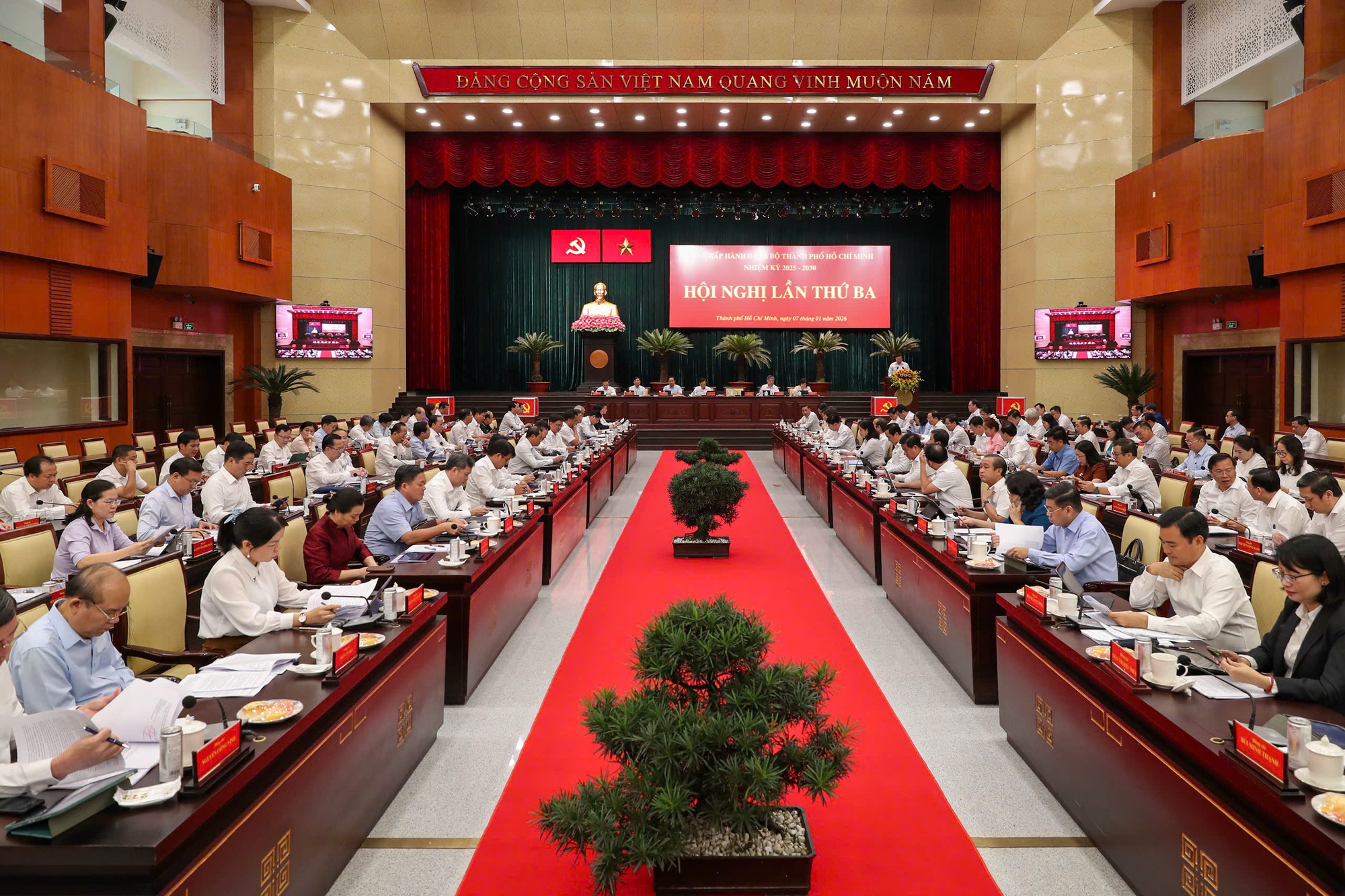 TPHCM thống nhất chủ trương làm đường vượt biển Cần Giờ, đi ô tô khoảng 70 phút - Ảnh 1.