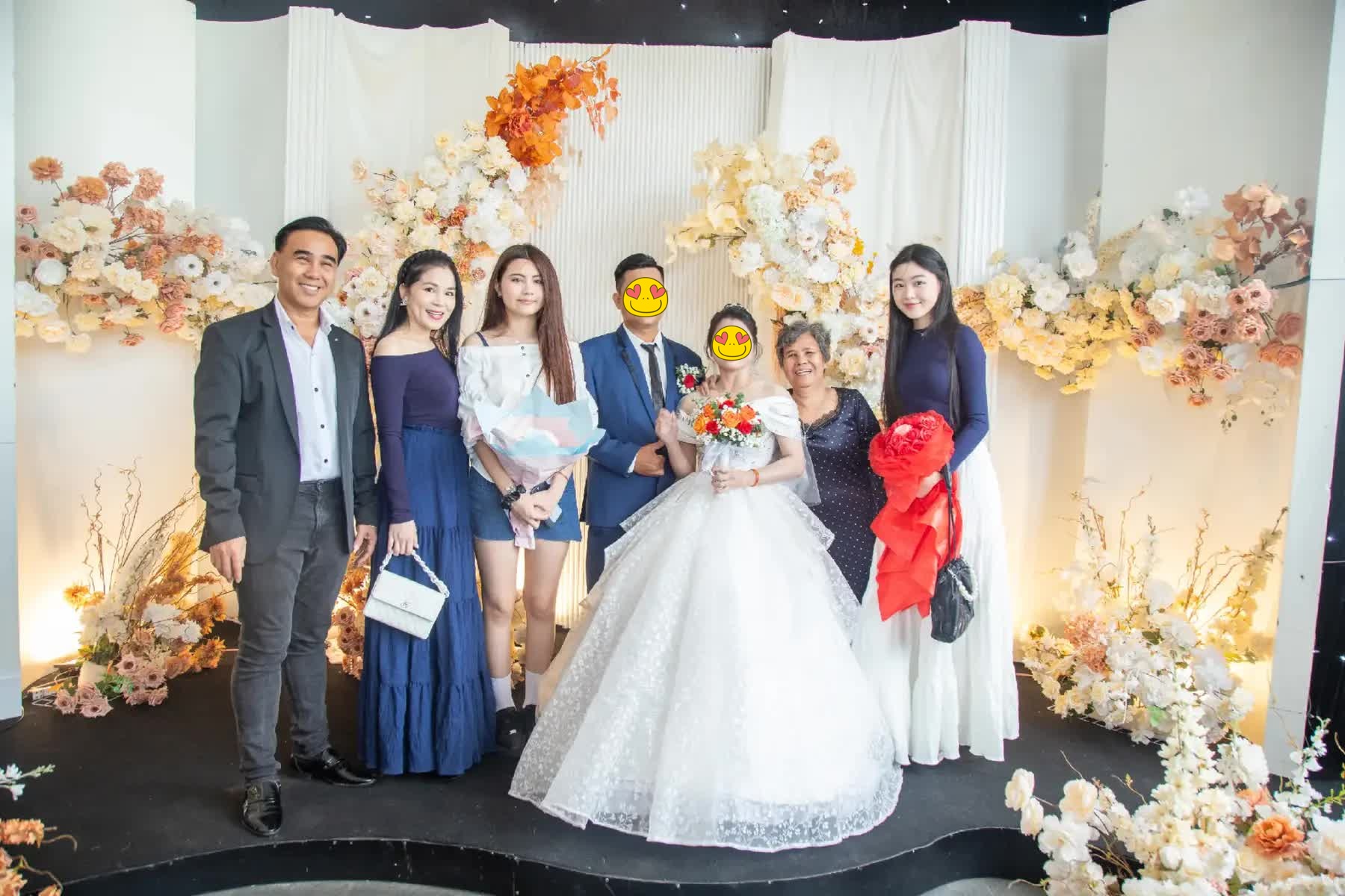 Khen Lọ Lem - Hạt Dẻ xinh đẹp mãi cũng chán rồi, thôi thì xem bức ảnh chân thật này đi- Ảnh 1.