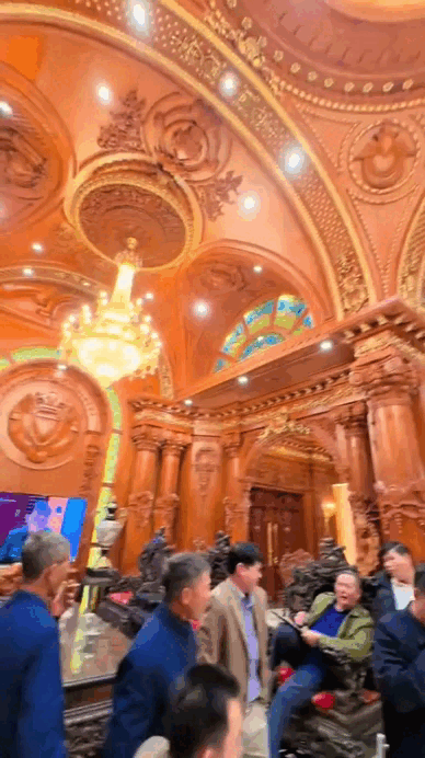 Sáng nhất Bắc Ninh ngay lúc này: Cảnh tượng khiến ai nhìn cũng choáng- Ảnh 9. Sáng nhất Bắc Ninh ngay lúc này: Cảnh tượng khiến ai nhìn cũng choáng- Ảnh 9.