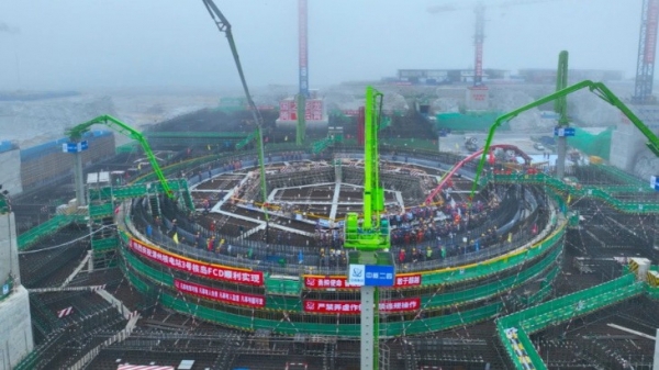 Căn cứ điện hạt nhân lớn nhất thế giới vừa đạt mốc lịch sử - Ảnh 3.