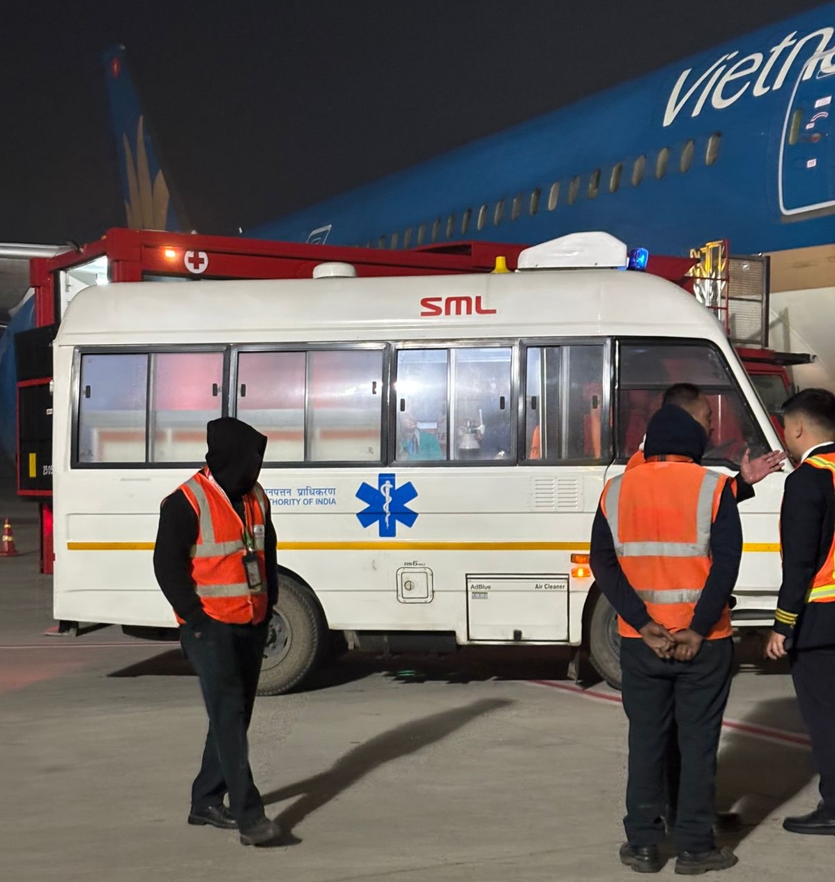 Máy bay Vietnam Airlines hạ cánh khẩn cấp tại Ấn Độ - Ảnh 2.